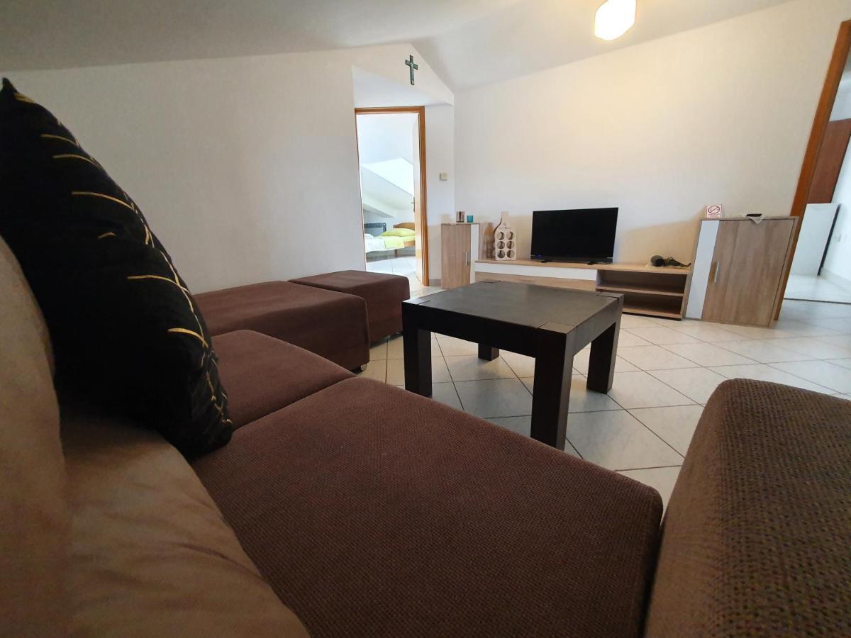 Apartments & Rooms Krk Krk Island Extérieur photo